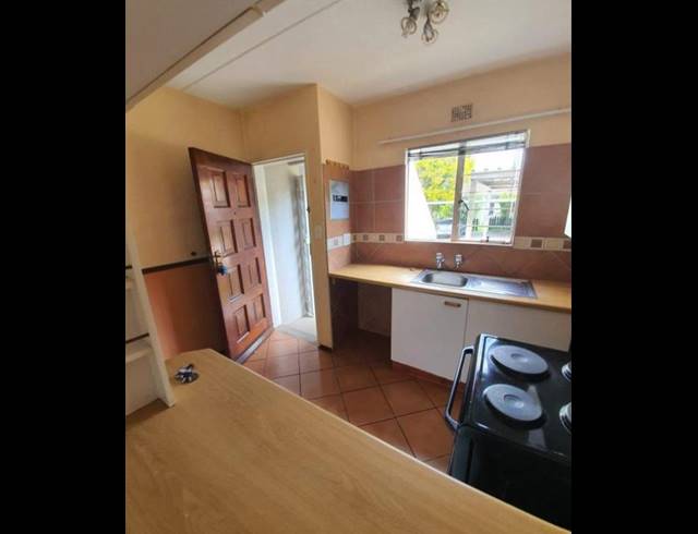 2 BEDROOM TOWNHOUSE FOR SALE IN MEYERSDAL